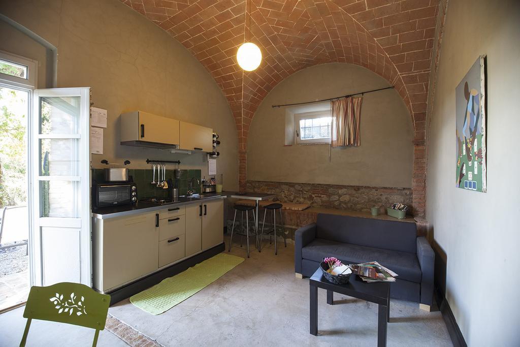 Agriturismo Pieve De Pitti Terricciola 外观 照片
